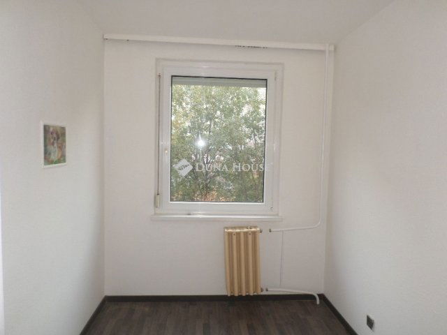 Eladó panellakás, Budapesten, XVIII. kerületben 63.8 M Ft