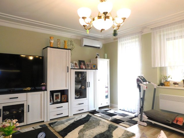 Eladó családi ház, Keszthelyen 115 M Ft, 4 szobás