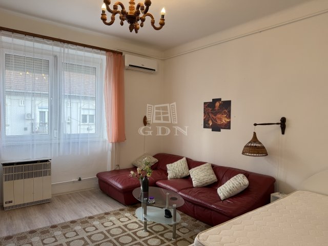 Kiadó téglalakás, albérlet, Budapesten, XIV. kerületben