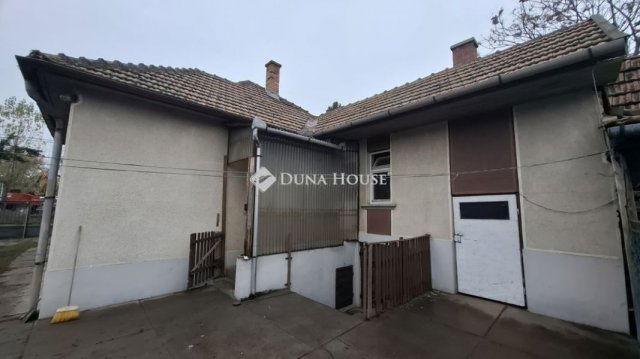 Eladó családi ház, Tápiószentmártonon 18.499 M Ft, 2 szobás