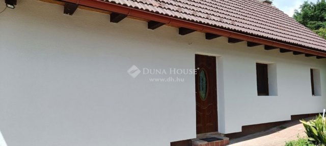 Eladó sorház, Budapesten, XVII. kerületben 194 M Ft, 11 szobás