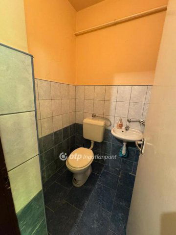 Eladó családi ház, Demecseren 31.375 M Ft, 5 szobás