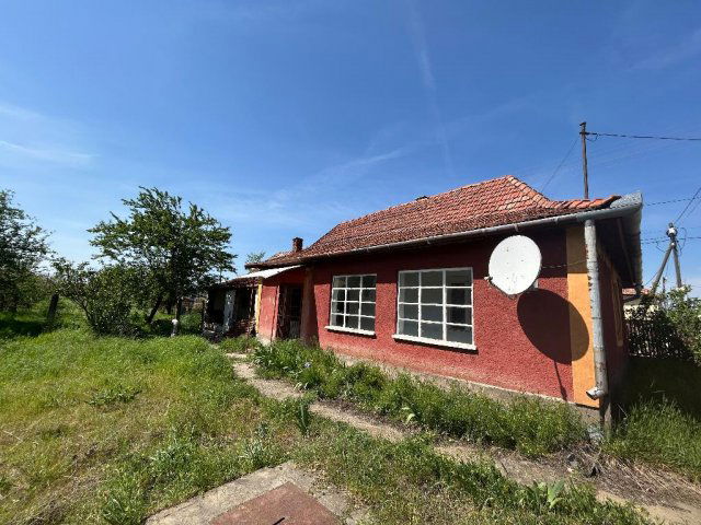 Eladó családi ház, Hosszúpályin 10.99 M Ft, 2 szobás