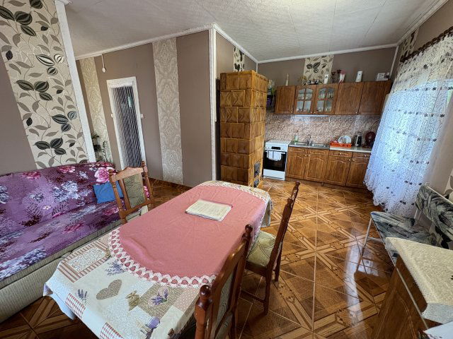 Eladó családi ház, Nagykállóban, Debreceni úton 31.99 M Ft