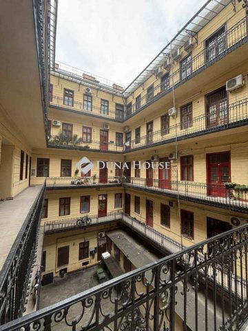 Kiadó téglalakás, albérlet, VIII. kerületben, József körúton