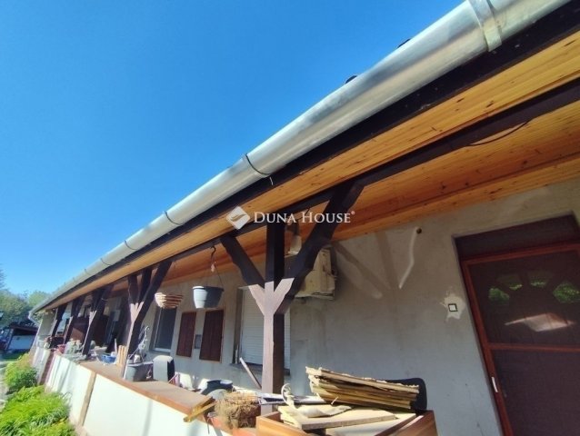 Eladó családi ház, Ócsán 93.9 M Ft, 6 szobás