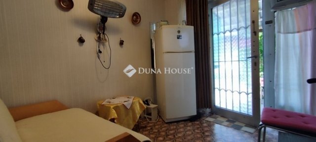 Eladó nyaraló, Tóalmáson 18.5 M Ft, 2 szobás