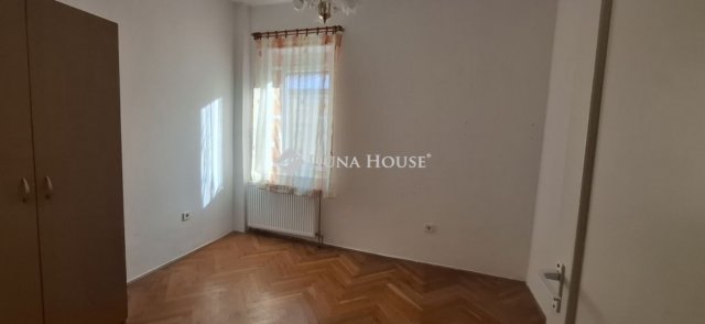 Eladó téglalakás, Pécsett 49.9 M Ft, 1+1 szobás