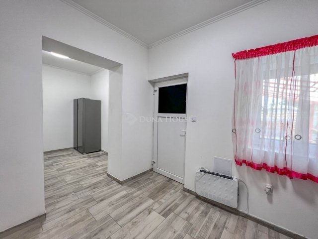 Eladó téglalakás, Budapesten, XX. kerületben 41.9 M Ft, 2 szobás