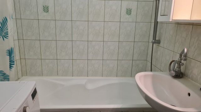 Eladó panellakás, Pécsett 43 M Ft, 2 szobás