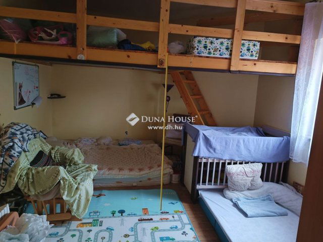 Eladó családi ház, Budapesten, XVIII. kerületben 76 M Ft