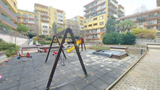 Eladó téglalakás, Budapesten, XIII. kerületben 220 M Ft