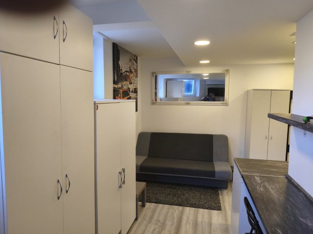 Kiadó iroda, Budapesten, XVI. kerületben 150 E Ft / hó, 1 szobás