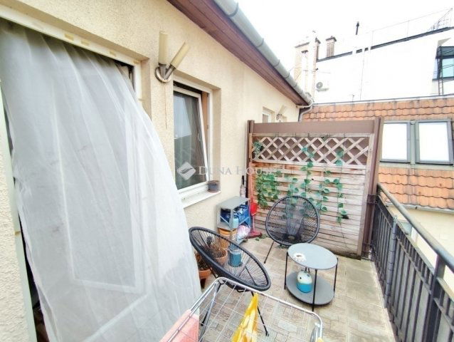 Eladó téglalakás, Budapesten, VI. kerületben 94.9 M Ft, 3 szobás