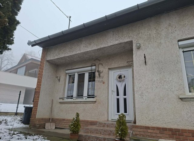 Eladó családi ház, Gödöllőn 124.9 M Ft, 6 szobás