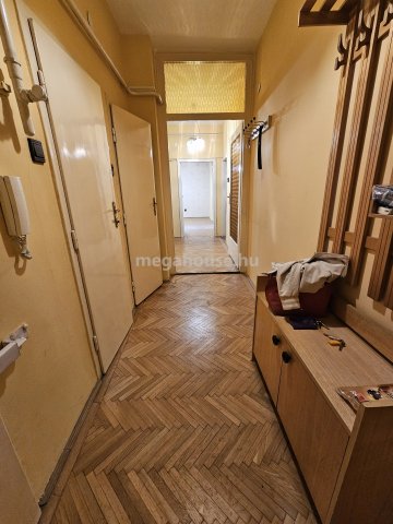 Eladó téglalakás, Budapesten, XII. kerületben, Maros utcában