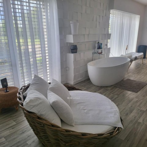 Eladó családi ház, Debrecenben 850 M Ft, 4 szobás