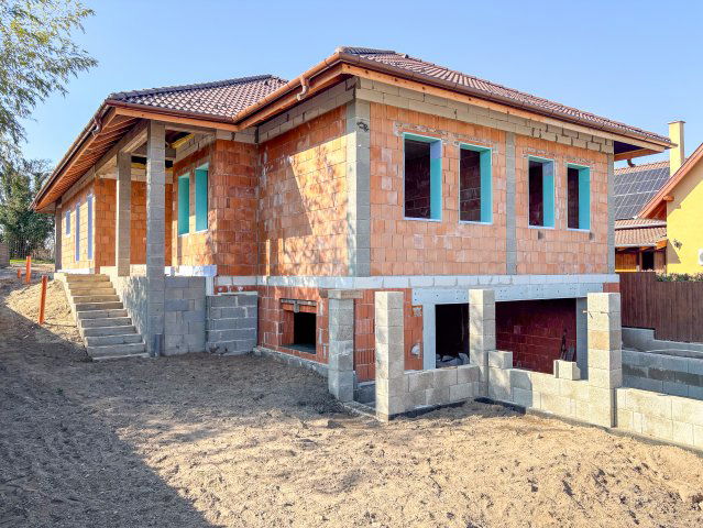 Eladó családi ház, Gödön 269 M Ft, 4 szobás