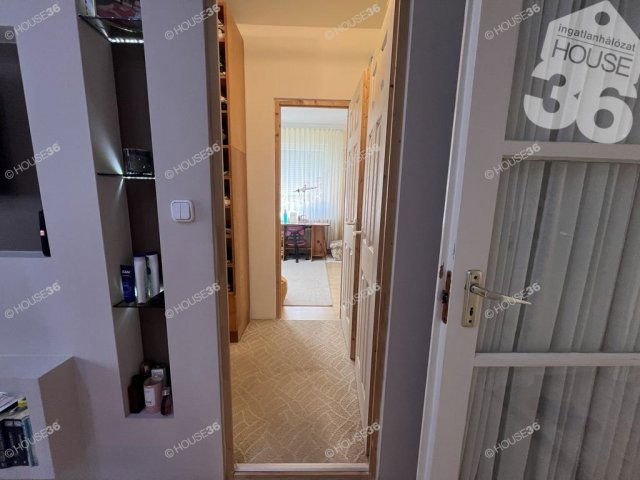 Eladó családi ház, Kecskeméten 88.5 M Ft, 5 szobás