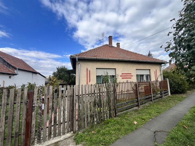 Eladó családi ház, Dobozon 22 M Ft, 3 szobás