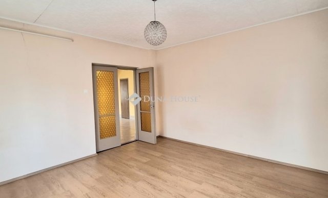 Eladó családi ház, Kecskeméten 66 M Ft, 4 szobás