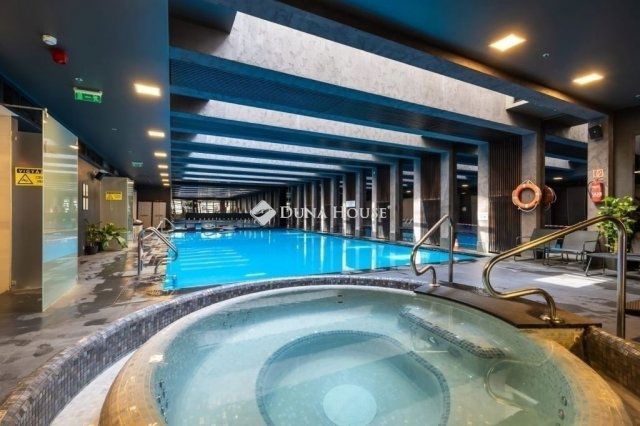 Eladó téglalakás, Budapesten, VI. kerületben 95.9 M Ft, 2 szobás