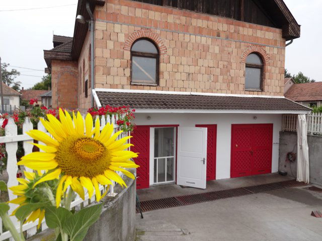 Eladó családi ház, Szalkszentmártonon 150 M Ft, 5 szobás