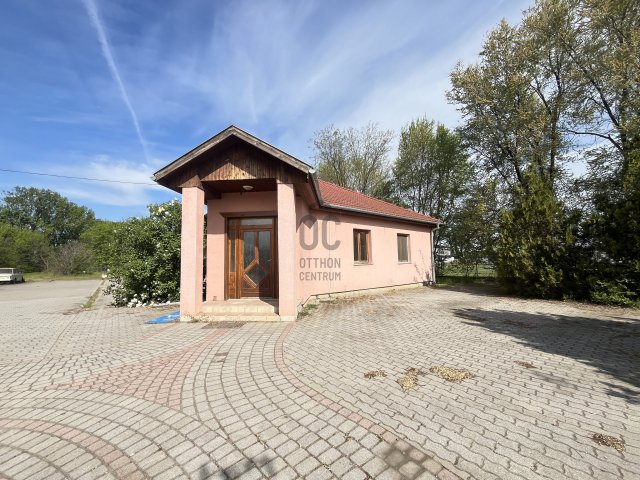 Kiadó családi ház, albérlet, Debrecenben 500 E Ft / hó