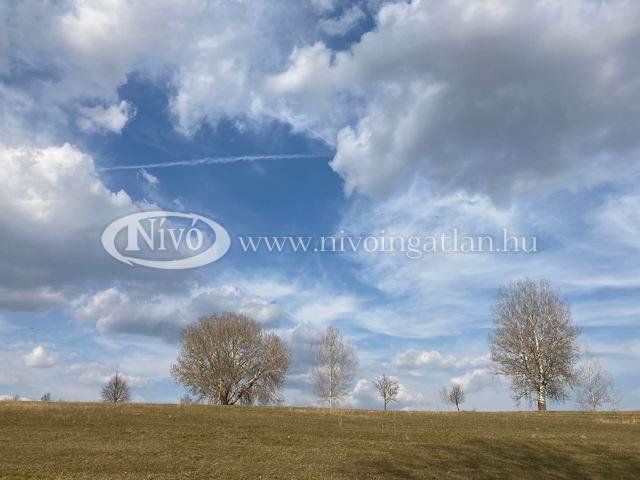 Eladó telek, Kapolcson 79 M Ft / költözzbe.hu