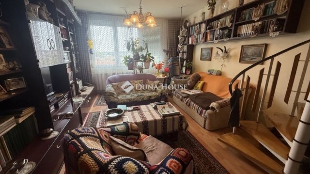 Eladó téglalakás, Szombathelyen 24.5 M Ft, 3 szobás