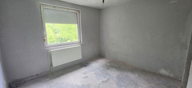 Eladó családi ház, Dunaharasztin 45 M Ft, 4 szobás