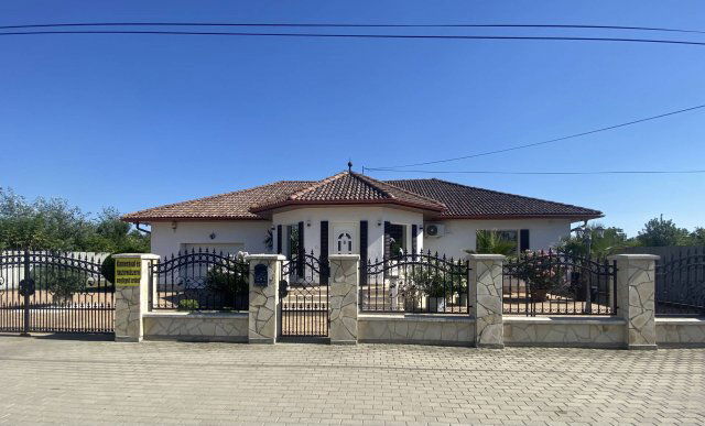 Eladó családi ház, Vésztőn 44.9 M Ft, 3 szobás