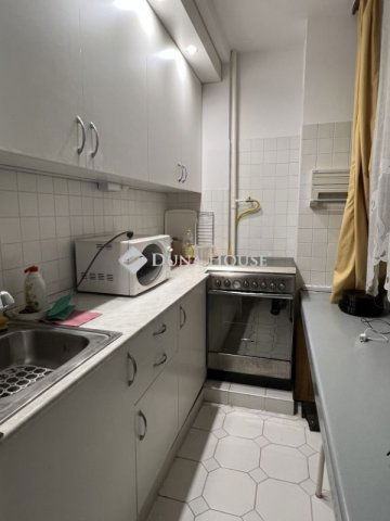 Eladó panellakás, Székesfehérvárott 44.9 M Ft, 2 szobás