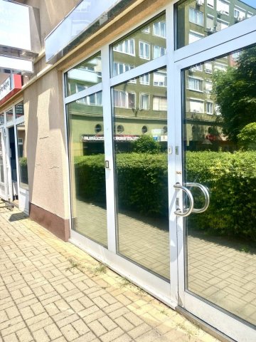 Kiadó üzlethelyiség, X. kerületben, Kőrösi Csoma Sándor úton