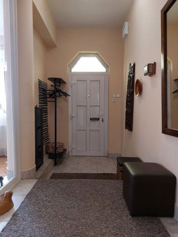 Eladó családi ház, Kecskeméten 129.99 M Ft, 3+4 szobás