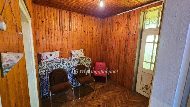 Eladó nyaraló, Mezőkövesden 25 M Ft, 2+2 szobás