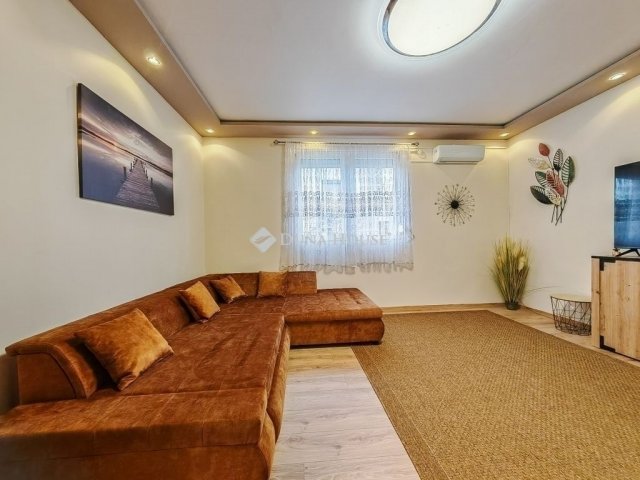 Eladó téglalakás, Budapesten, XX. kerületben 59.9 M Ft