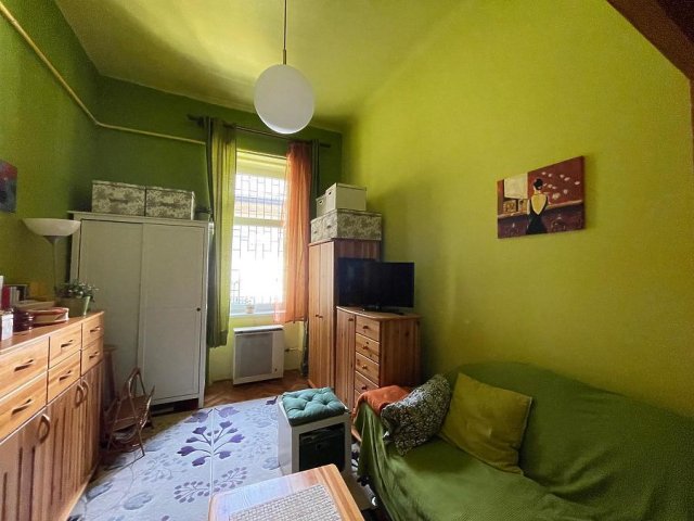 Eladó téglalakás, VII. kerületben, Szövetség utcában