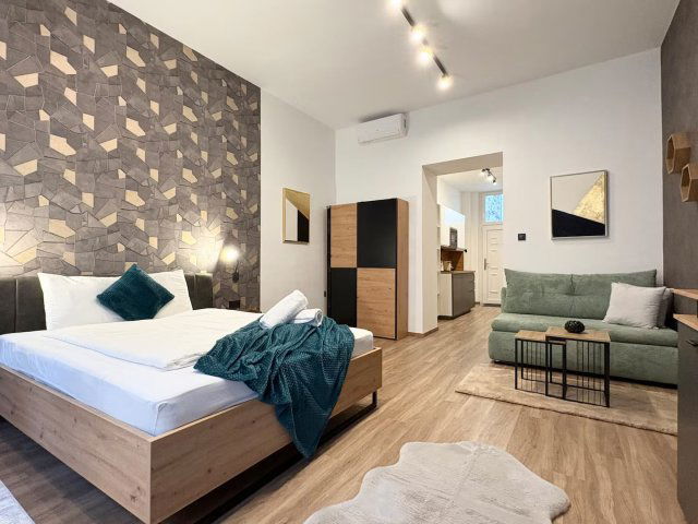 Eladó téglalakás, Budapesten, VII. kerületben, Dohány utcában