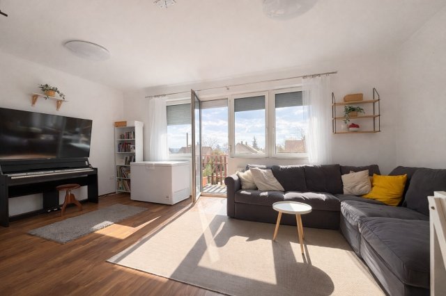 Eladó téglalakás, Gödöllőn 89.9 M Ft, 3 szobás