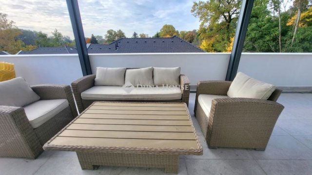 Eladó téglalakás, Szentendrén 169 M Ft, 4 szobás