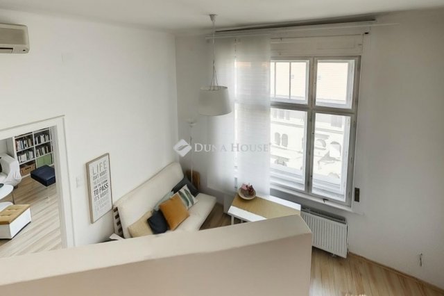 Eladó téglalakás, Budapesten, VIII. kerületben 86 M Ft, 3 szobás