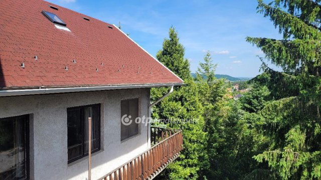 Eladó családi ház, Solymáron 95 M Ft, 5 szobás