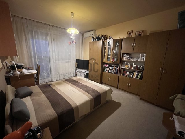 Eladó panellakás, Debrecenben 54.9 M Ft, 2 szobás