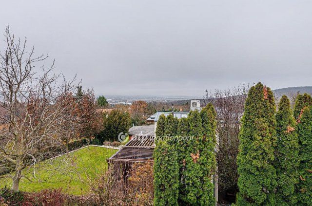 Eladó családi ház, Budaörsön 249 M Ft, 4 szobás