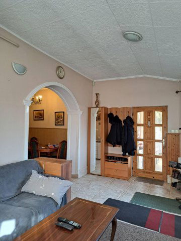 Eladó családi ház, Kistarcsán 119 M Ft, 5 szobás