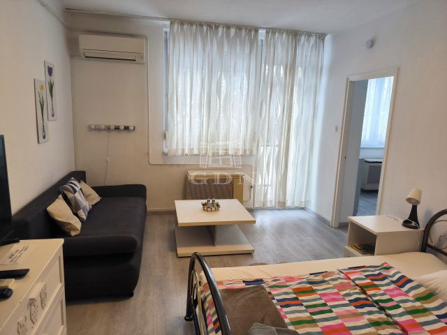 Eladó téglalakás, Budapesten, XIV. kerületben 76.9 M Ft