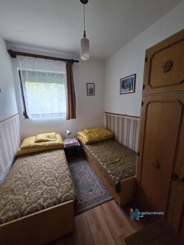 Eladó nyaraló, Vonyarcvashegyen 65 M Ft, 5 szobás