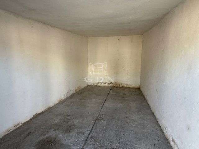 Kiadó garázs, Kecskeméten 20 E Ft / hó / költözzbe.hu