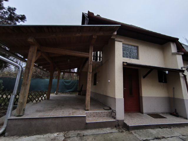 Eladó nyaraló, Gyöngyösön 22.99 M Ft, 3 szobás